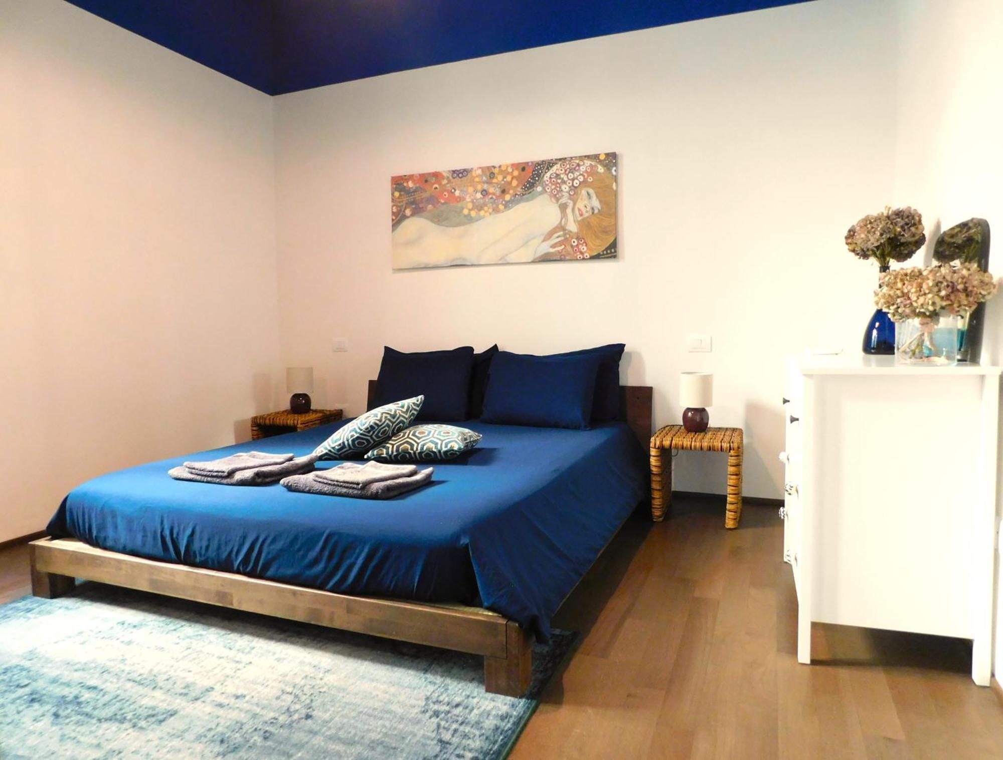 Bologna City Center Aldrovandi Flat Екстер'єр фото