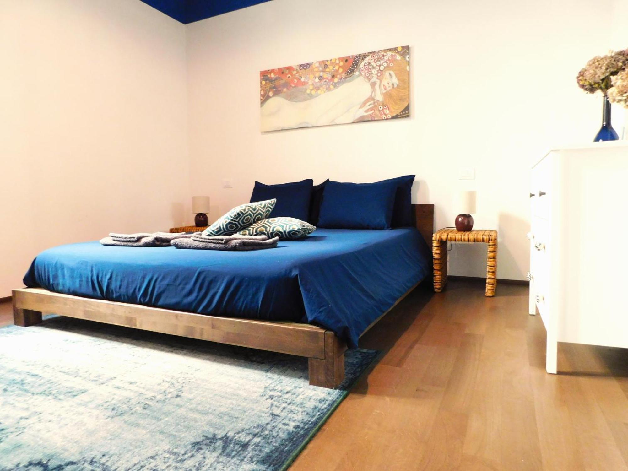 Bologna City Center Aldrovandi Flat Екстер'єр фото